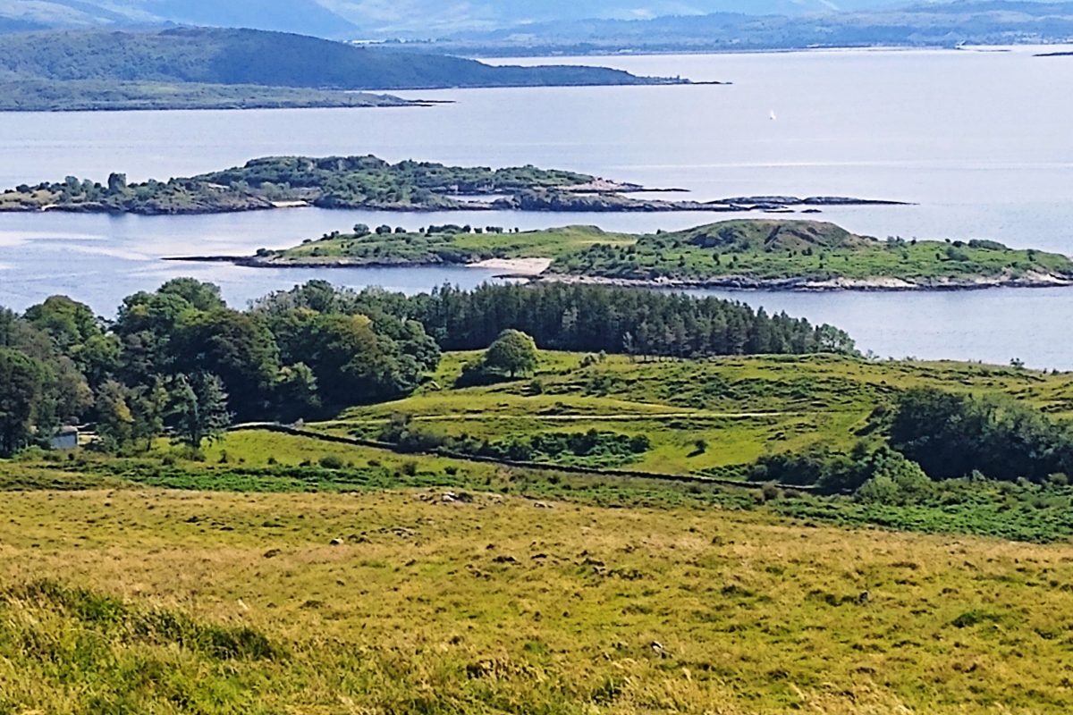 14 Bar Mor loop 12.7.20 Looking down from the Bàrr Mòr